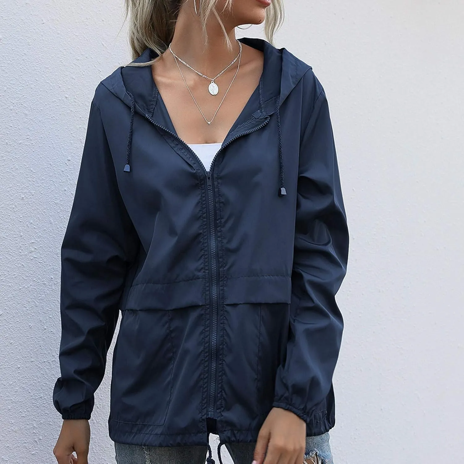 Cdiecer Women Rain Jackets Waterproof Windproof Jacket Lightweight Hooded Windbreaker Outdoor Casual Raincoat