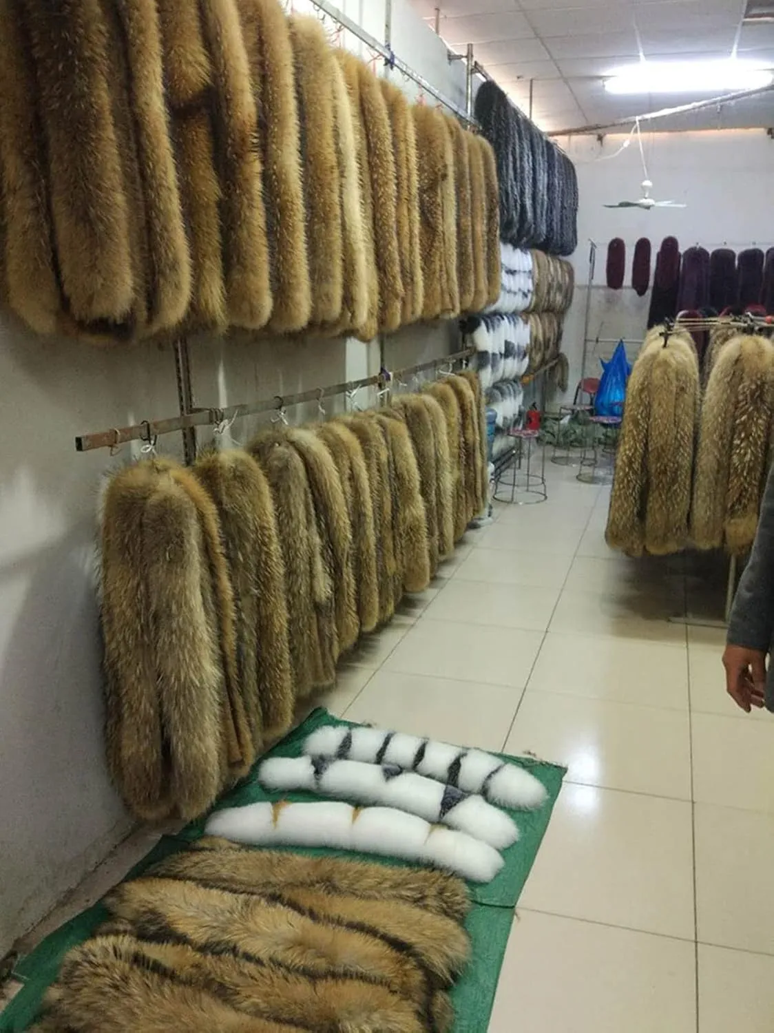 Real Pelts Collar Neck Warmer Scarf Raccoon Hair Collars Neck Wraps Hood Unisex